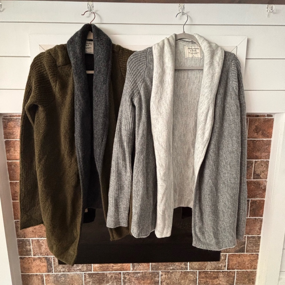 Abercrombie & Fitch Green and Gray Cardigan Sweater bundle size small
